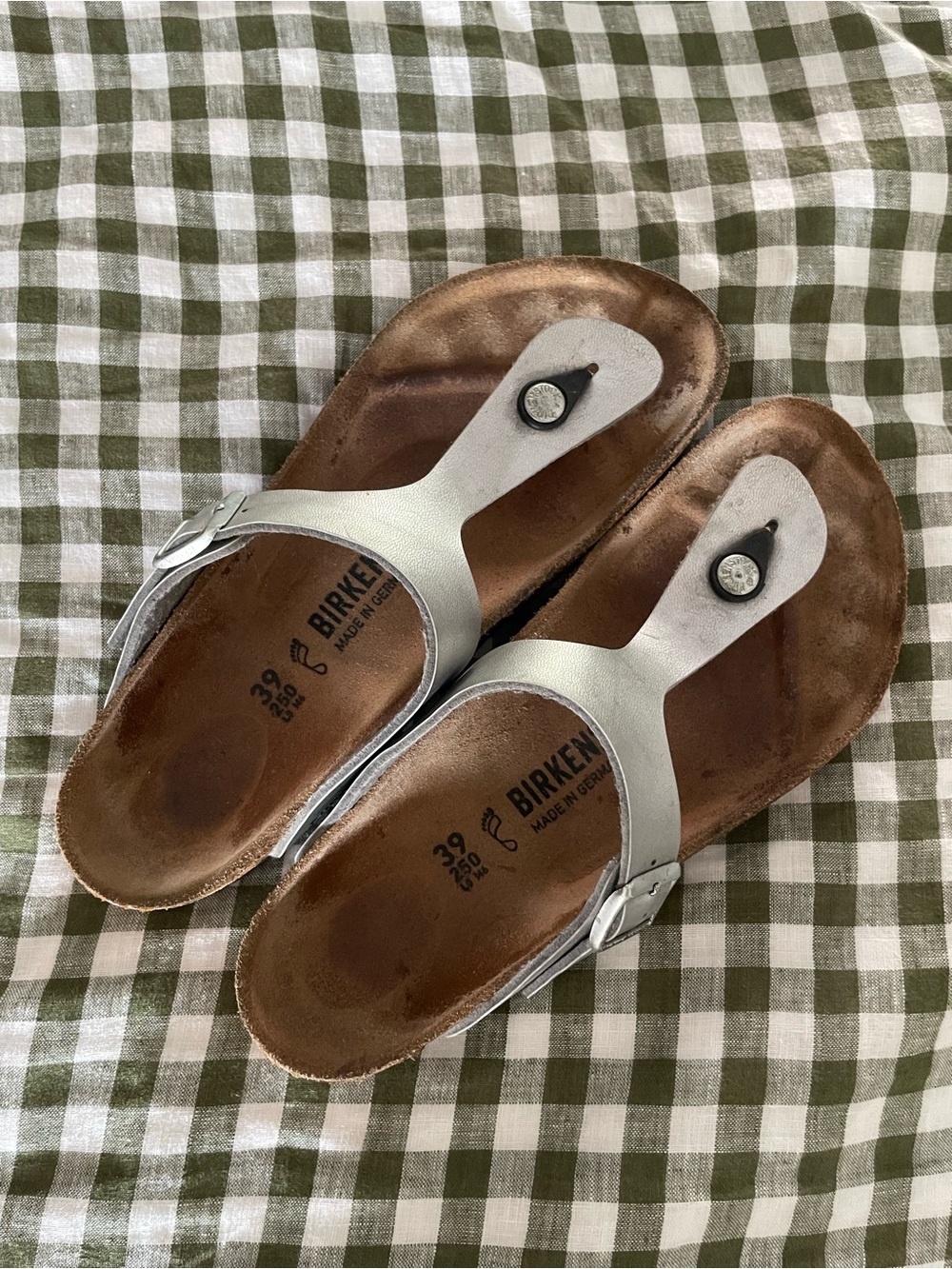 Birkenstock Women’s Silver Gizeh Sandals